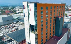 Courtyard By Marriott Mexico City Vallejo